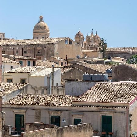 Mansarda Aurispa Noto Buitenkant foto